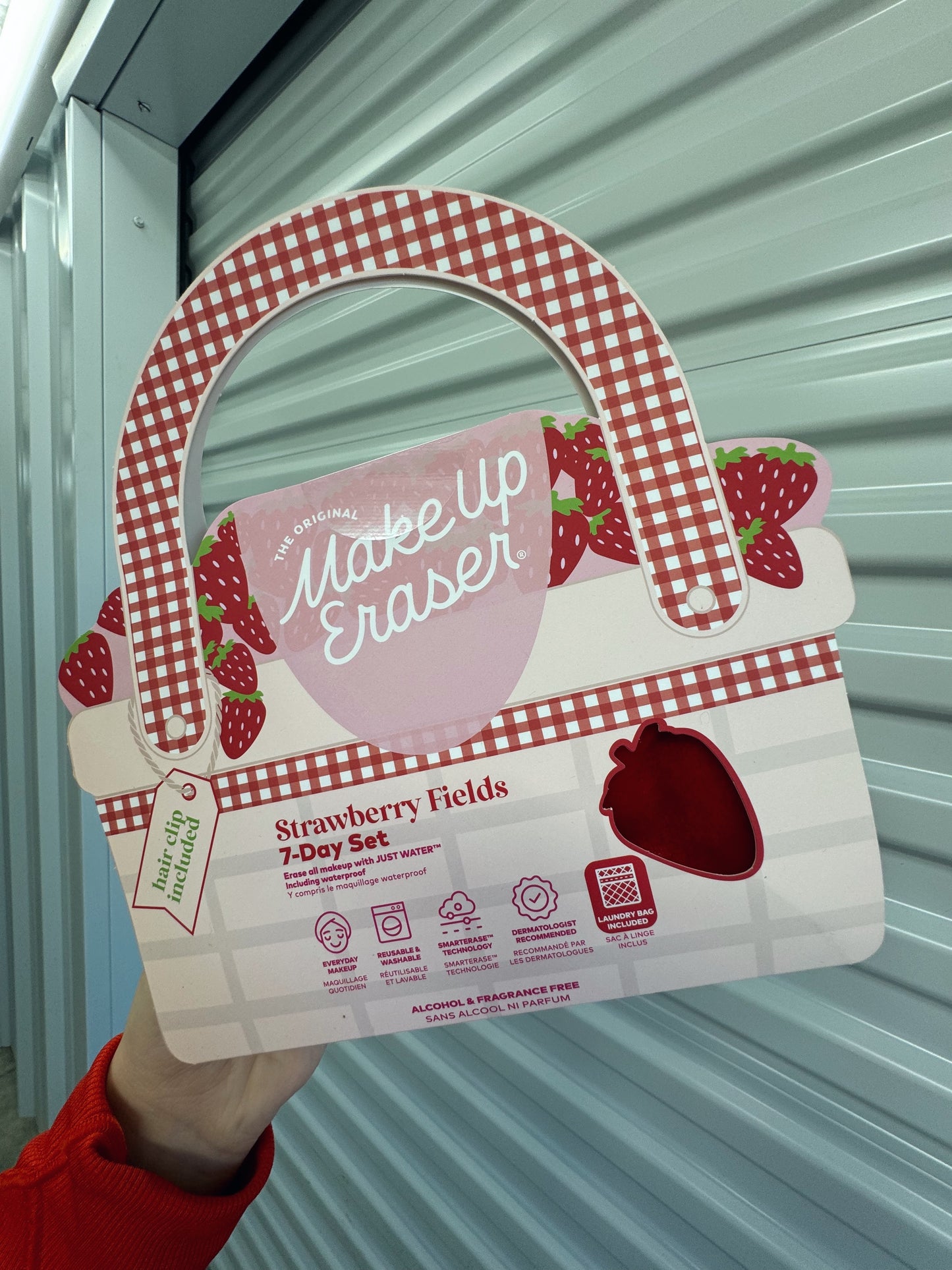 Strawberry fields Makeup Eraser Set + claw clip